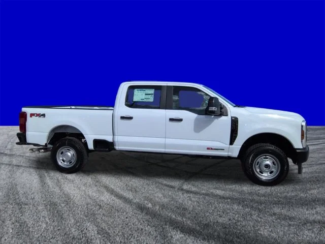 New 2027 White Ford XL image 3