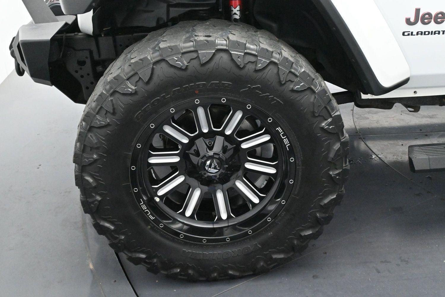 Used 2021 Bright White Clearcoat Jeep Rubicon image 35