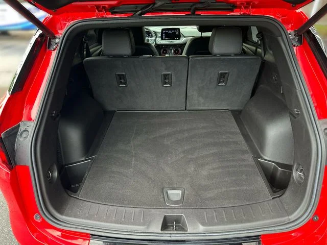 Used 2023 Red Chevrolet RS image 26
