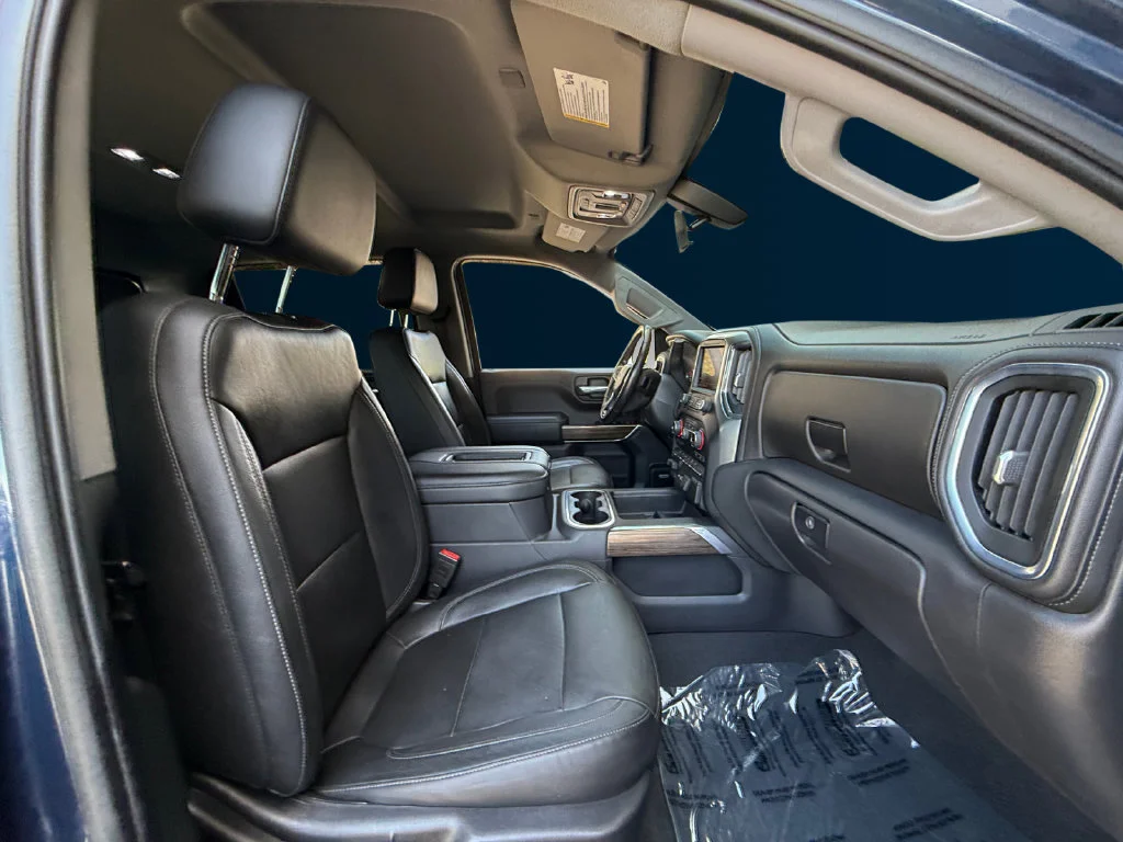 Used 2020 Blue Chevrolet LT Trail Boss image 17