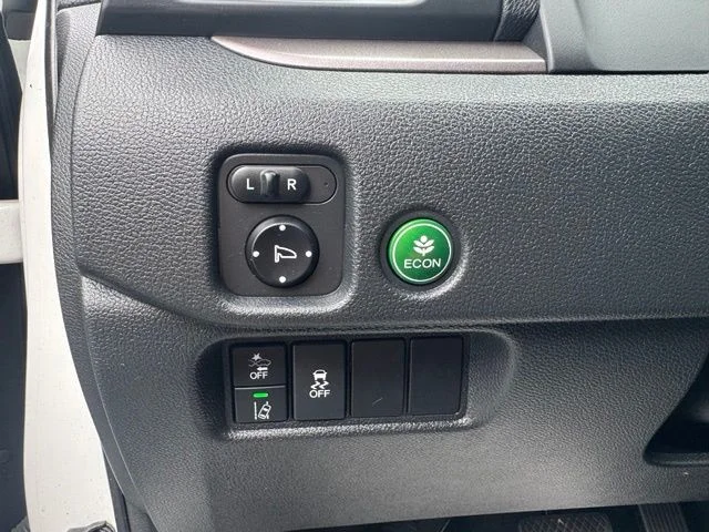 2022 Honda Pilot SE - Photo 24
