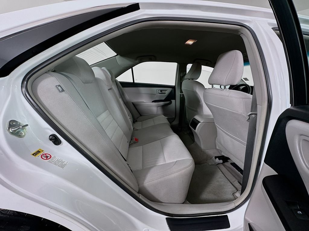 Used 2015 Super White Toyota LE image 25