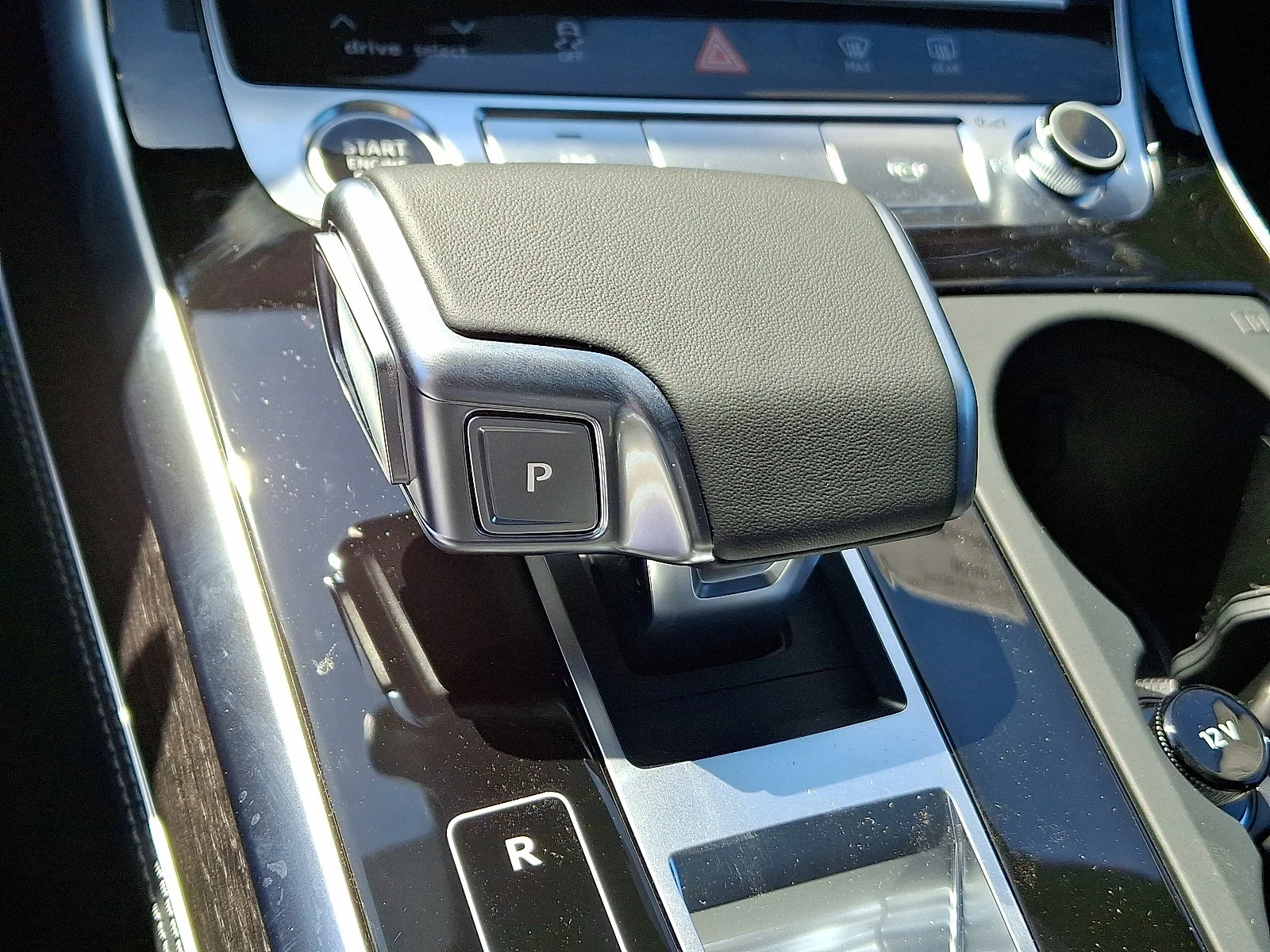 New 2026 Glacier White Metallic Audi Premium Plus image 12