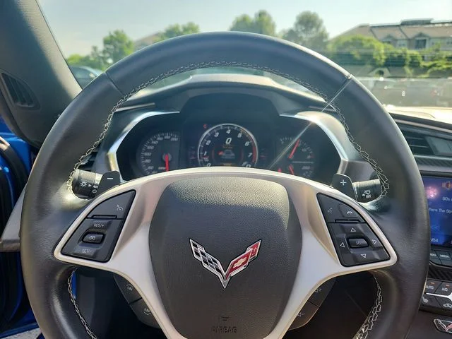 Used 2014 Blue Chevrolet Z51 image 18