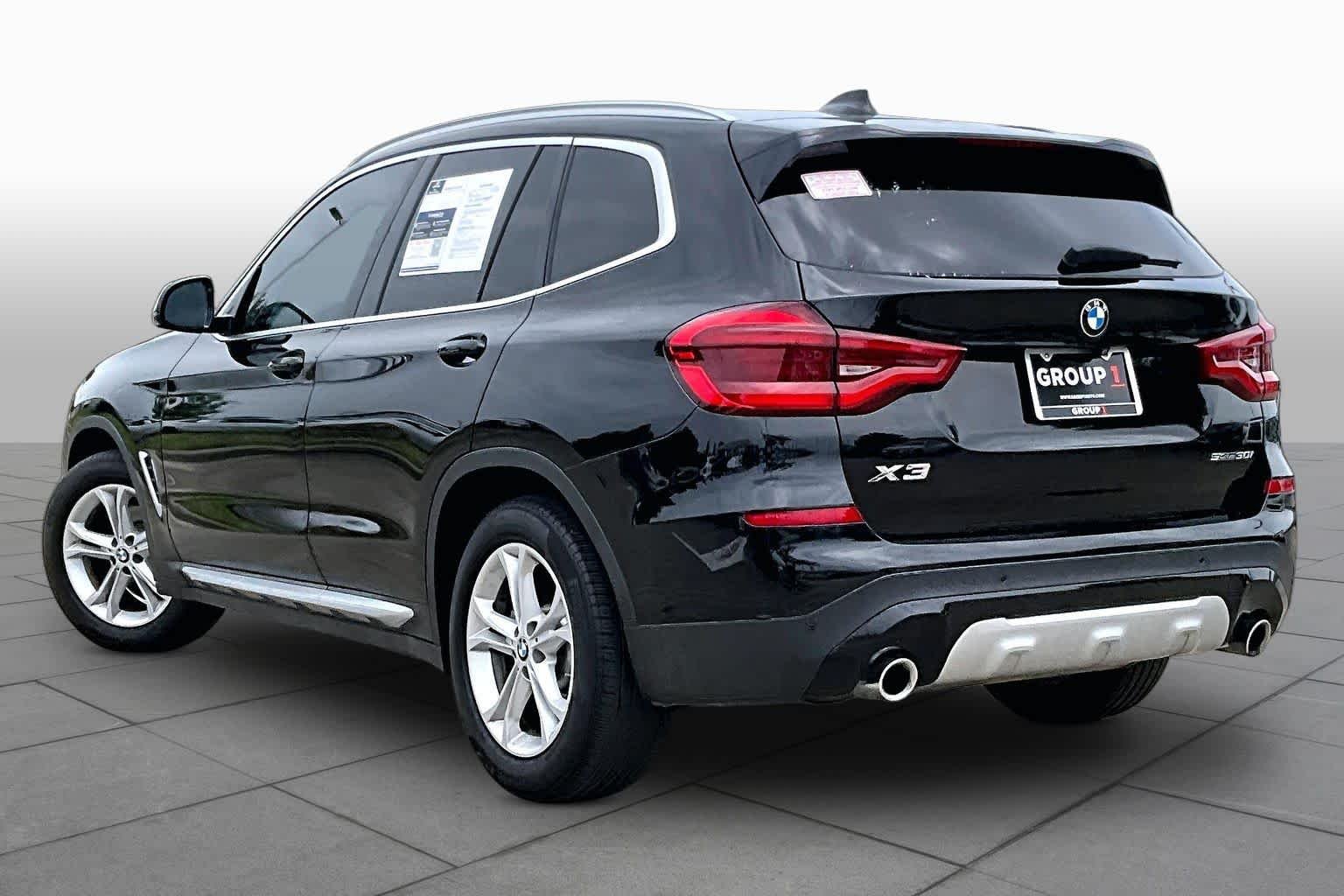 Used 2020 Jet Black BMW sDrive30i image 11