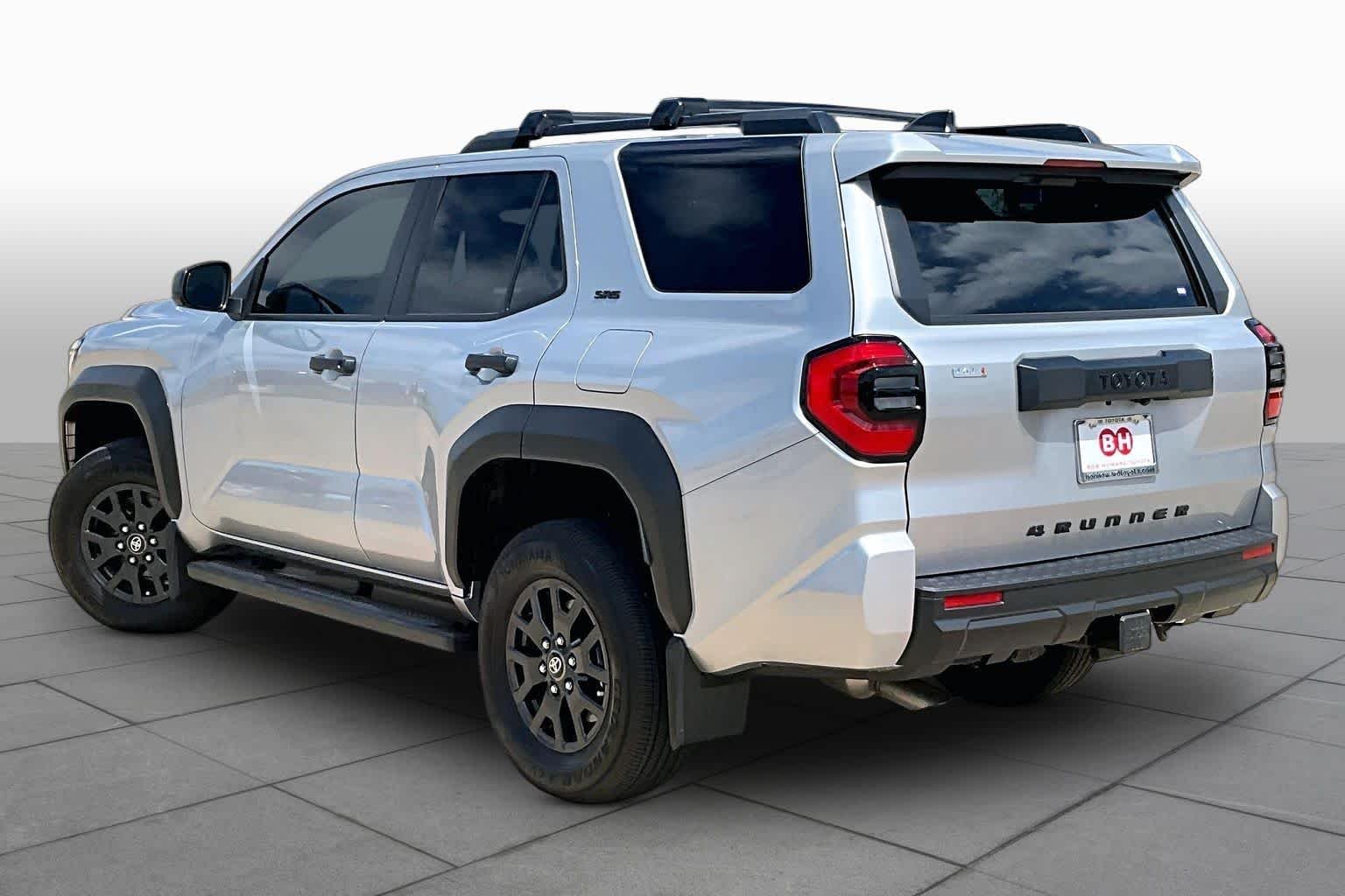 Used 2026 Cutting Edge Toyota SR5 image 12