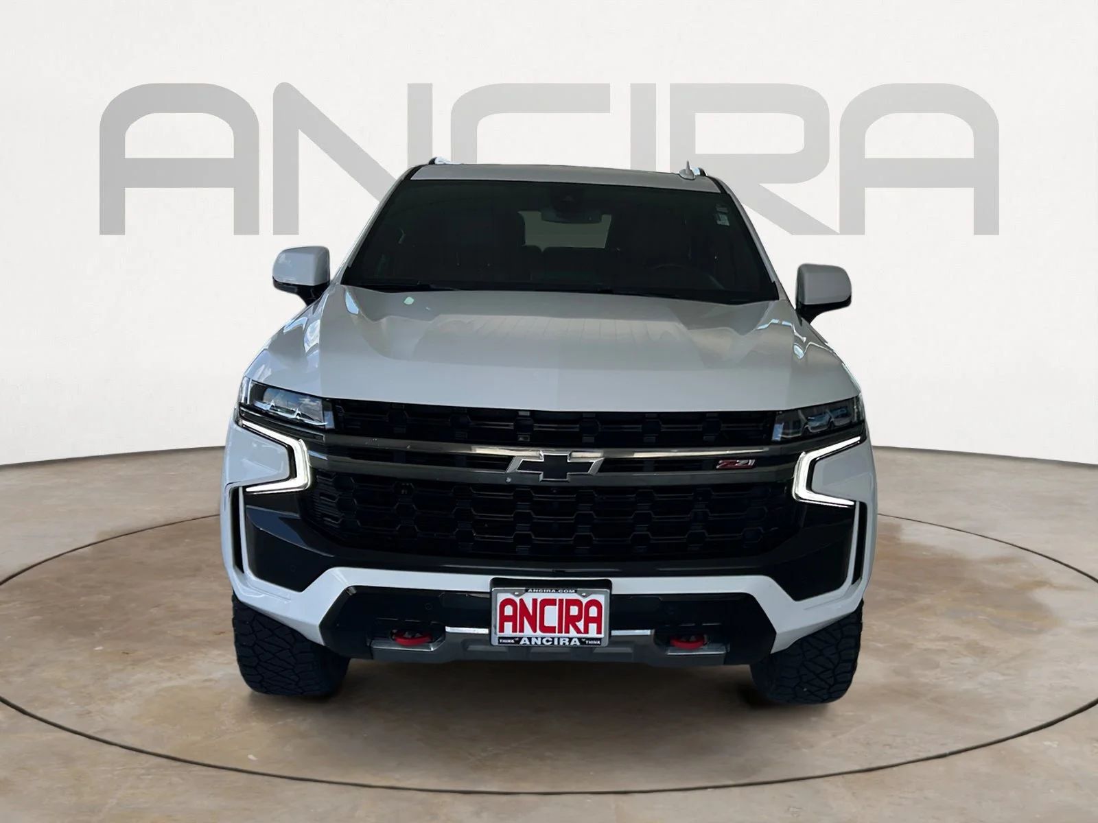 Used 2022 Summit White Chevrolet Z71 image 3