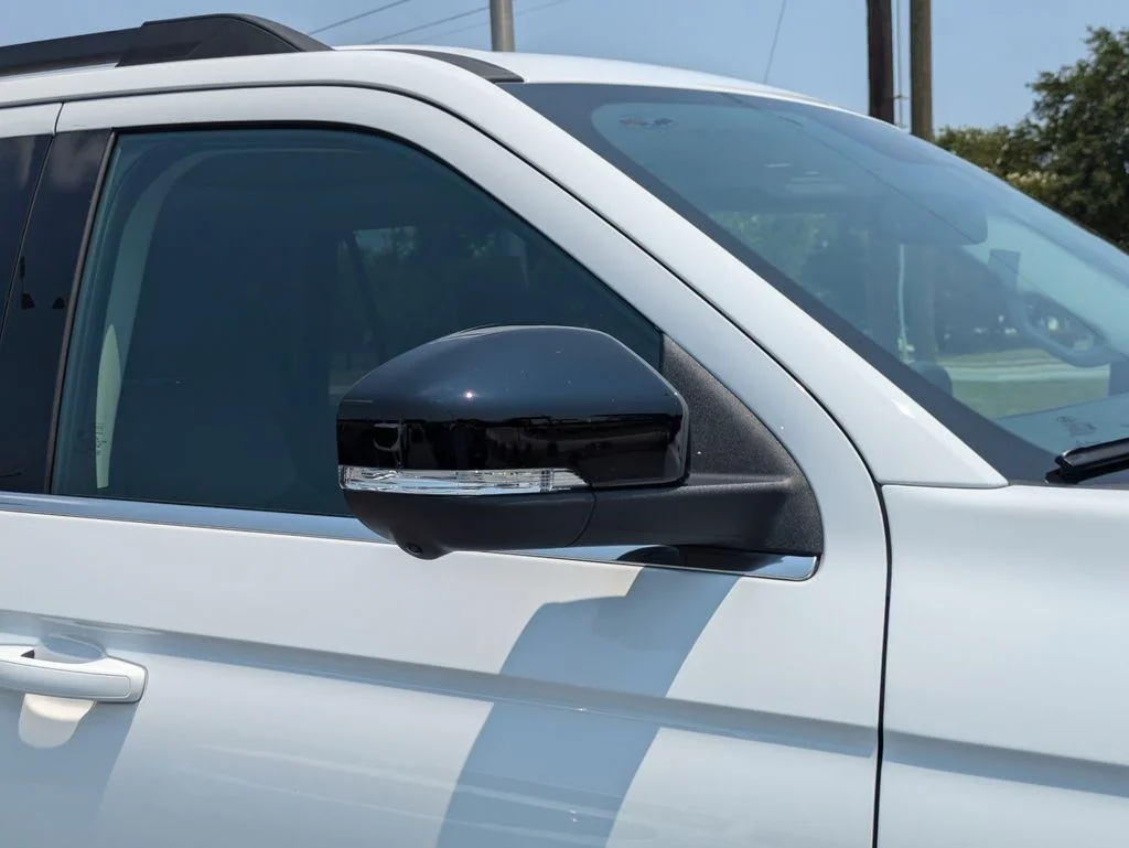 New 2026 Oxford White Ford Active image 12