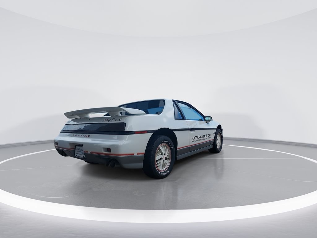 Used 1984  Pontiac SE image 8