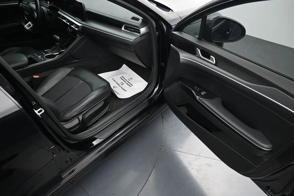 Used 2024 Black Kia GT-Line image 10