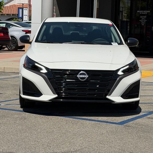New 2026 Pearl White TriCoat Nissan SV image 2
