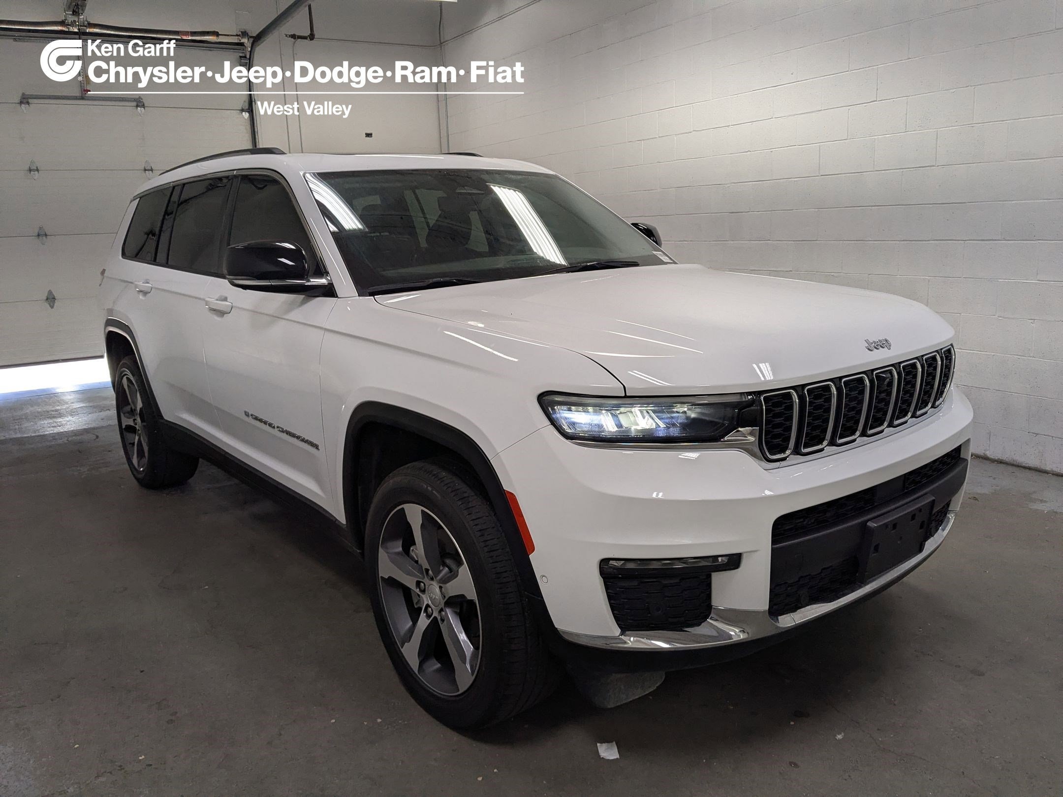 2023 Jeep Grand Cherokee L Limited 4x4's photo