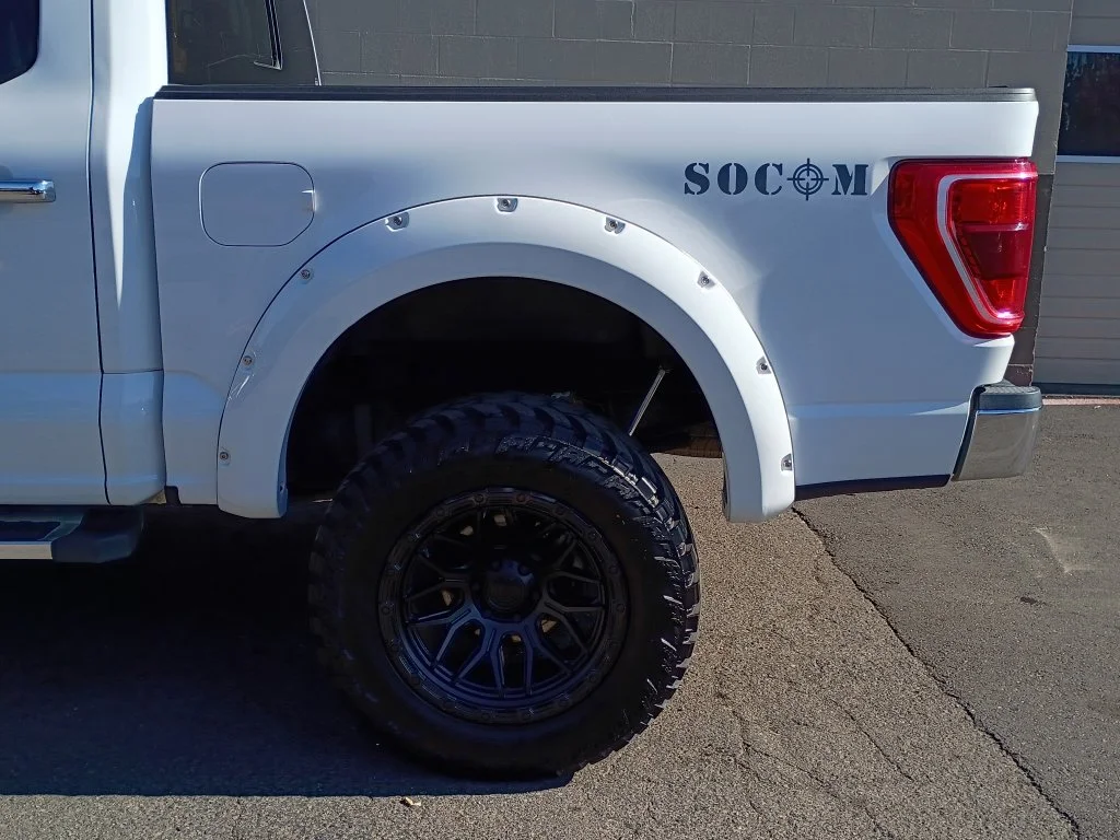 Used 2023 White Ford XL image 8