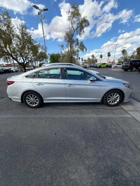 Used 2018 Symphony Silver Hyundai SE image 4