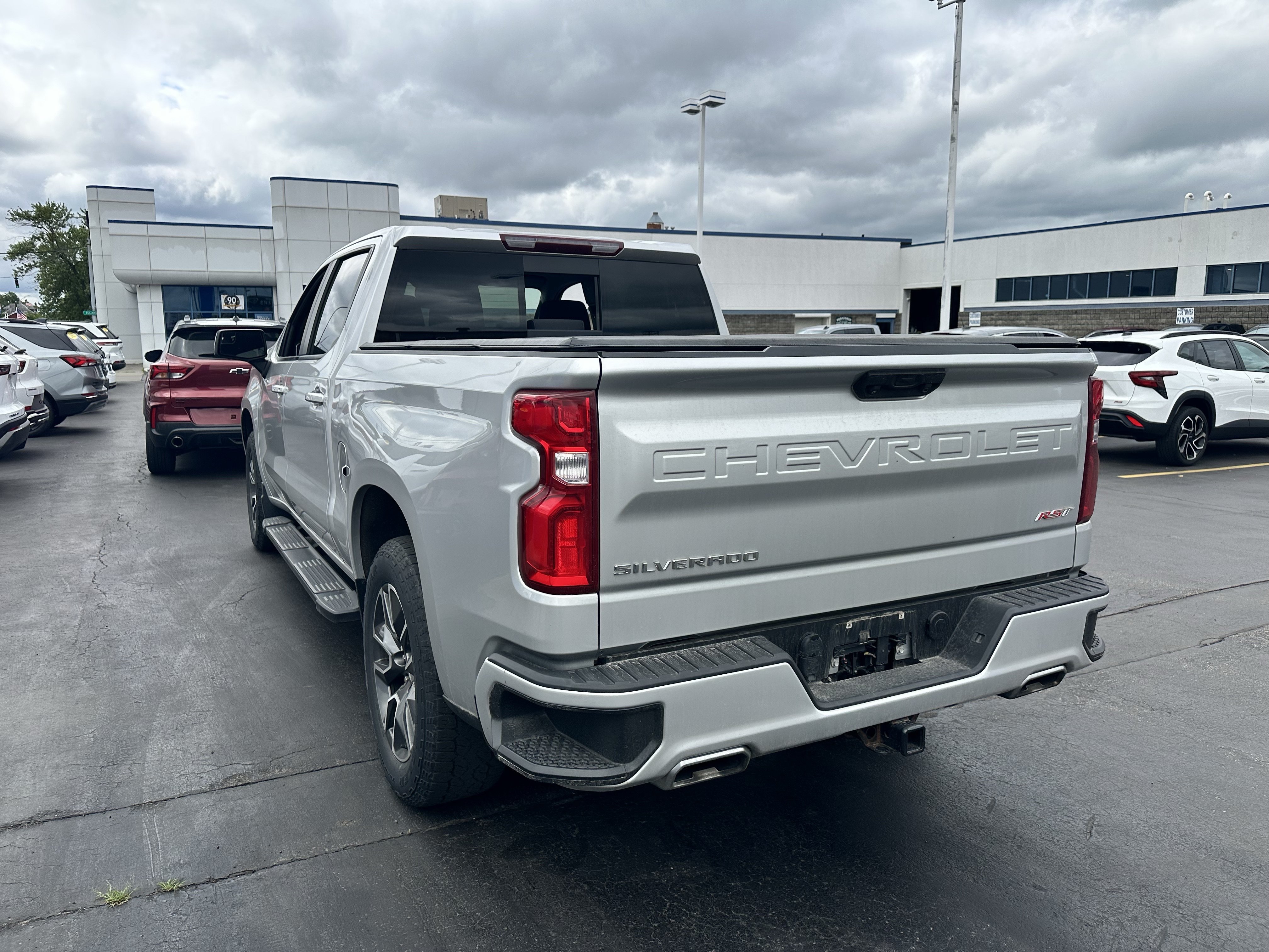 Used 2022 Silver Ice Metallic Chevrolet RST image 6