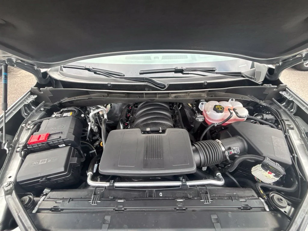 Used 2026 Silver GMC Denali Ultimate image 10