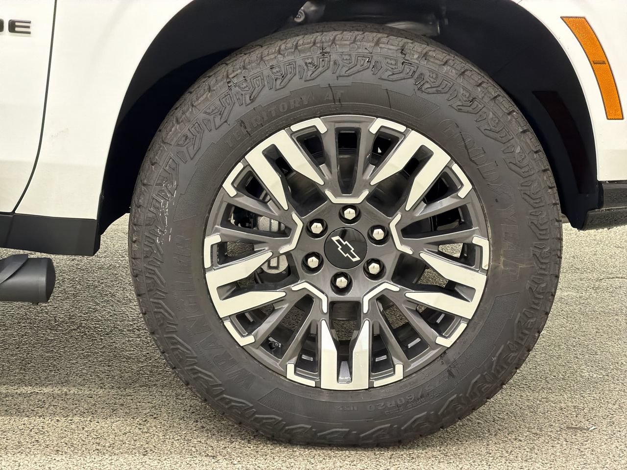 2026 Chevrolet Tahoe Z71 - Photo 10