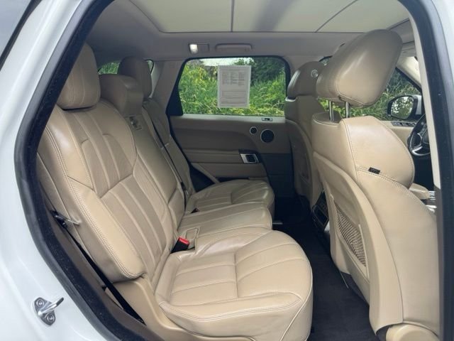 Used 2017 Fuji White Land Rover 3.0L V6 Supercharged HSE image 17
