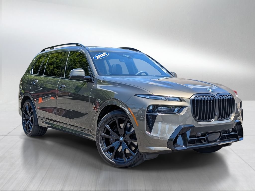 2025 BMW X7 xDrive40i's photo
