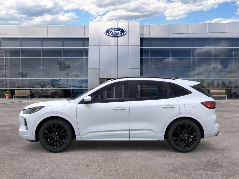 New 2023 Star White Metallic Tri-coat Ford ST-Line Elite image 3