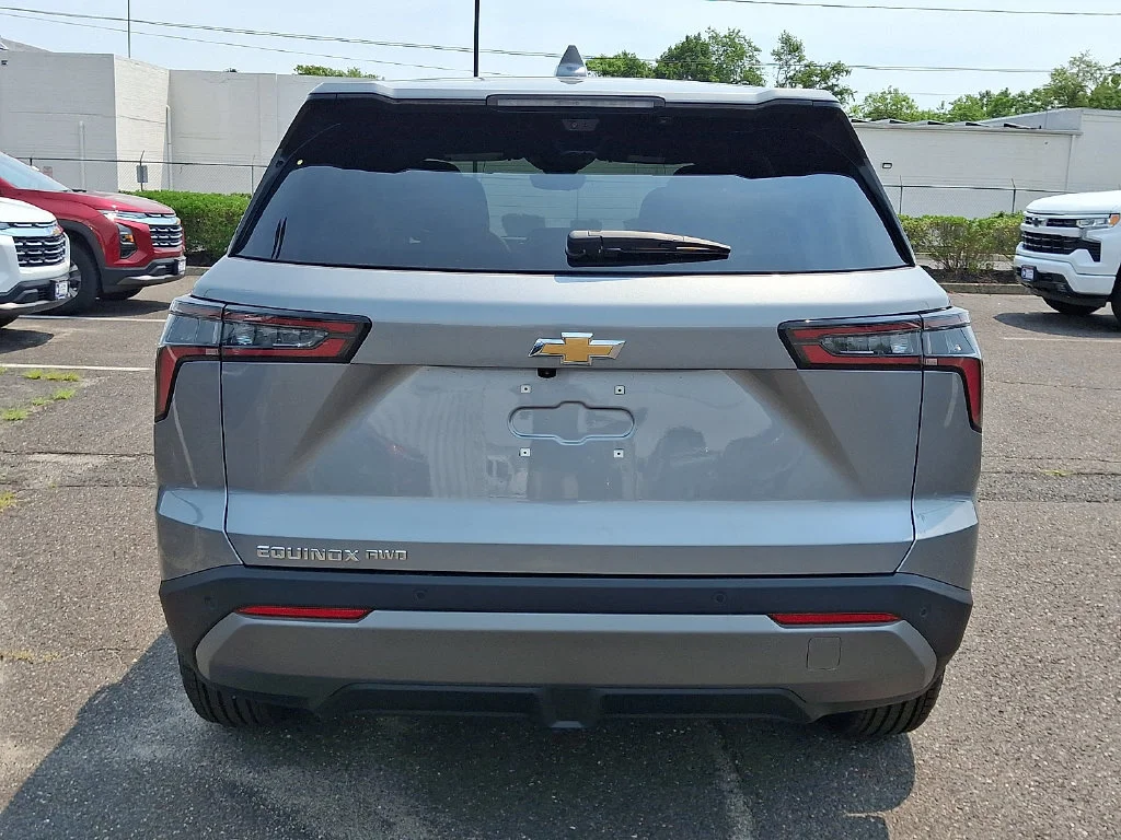 New 2026 Sterling Gray Metallic Chevrolet LT image 7