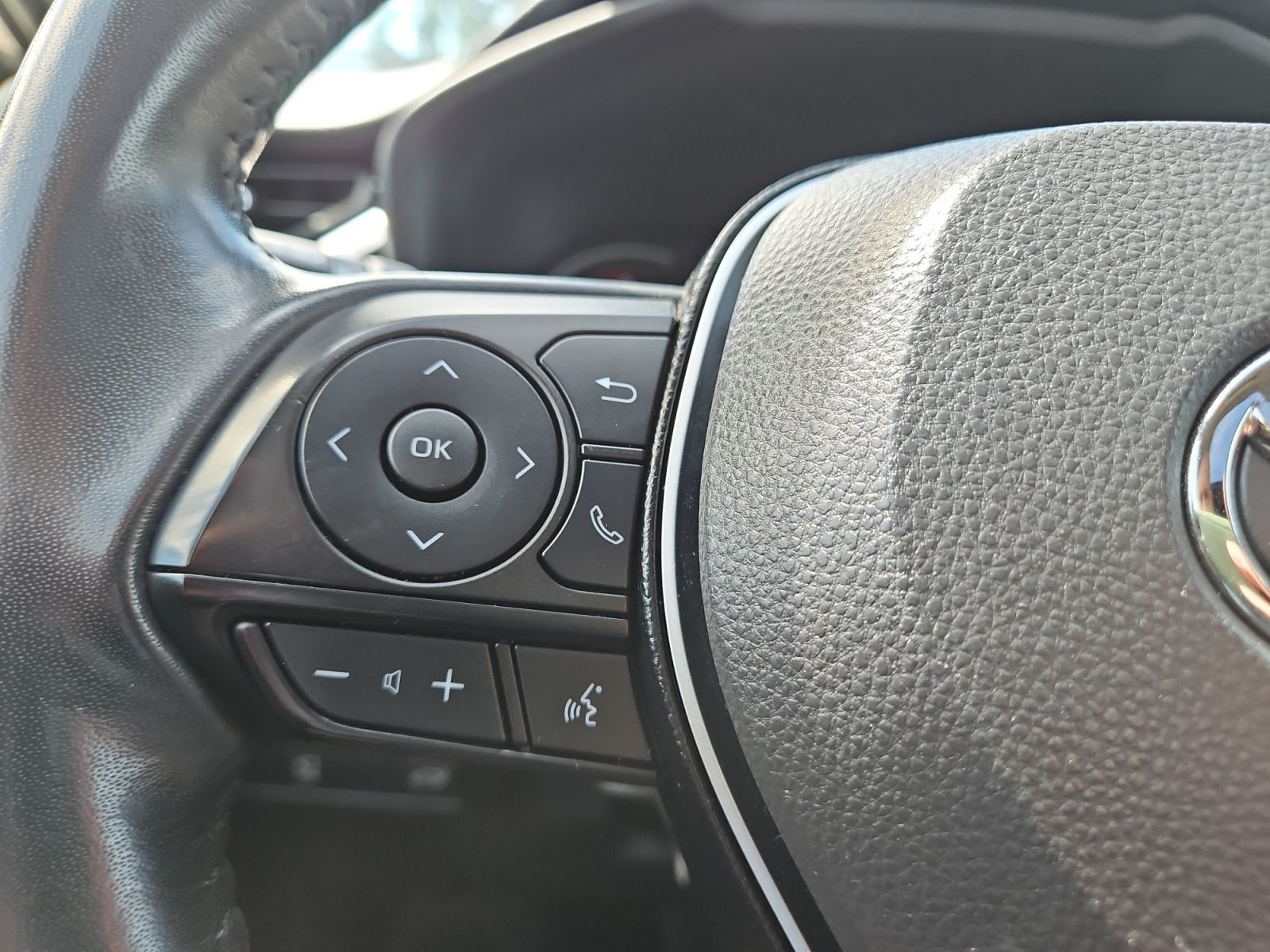 Used 2019 Silver Toyota Limited image 25