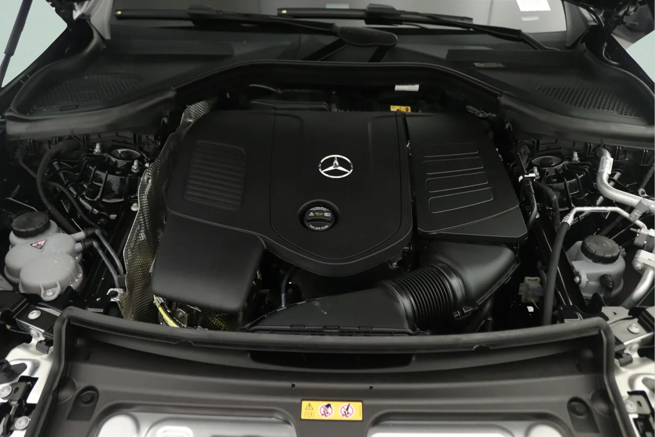 New 2026 Black Mercedes-Benz 300 image 10