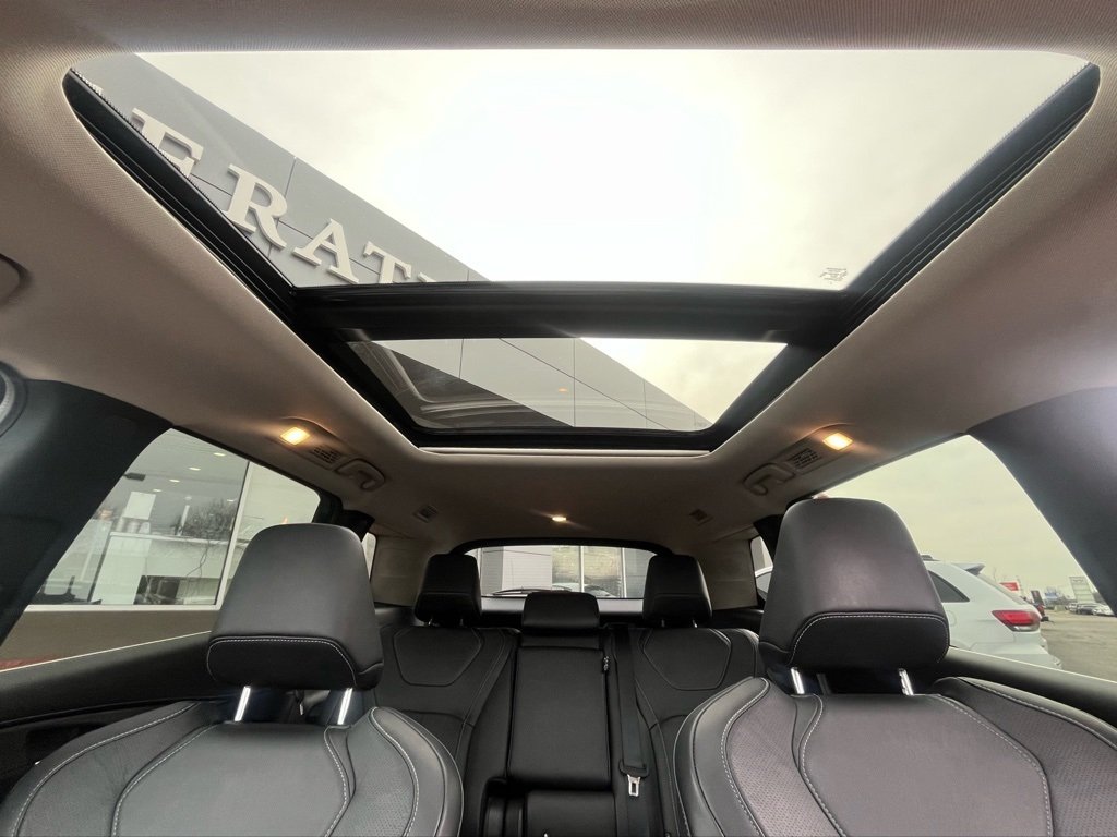 2023 INFINITI QX60 - Image 12