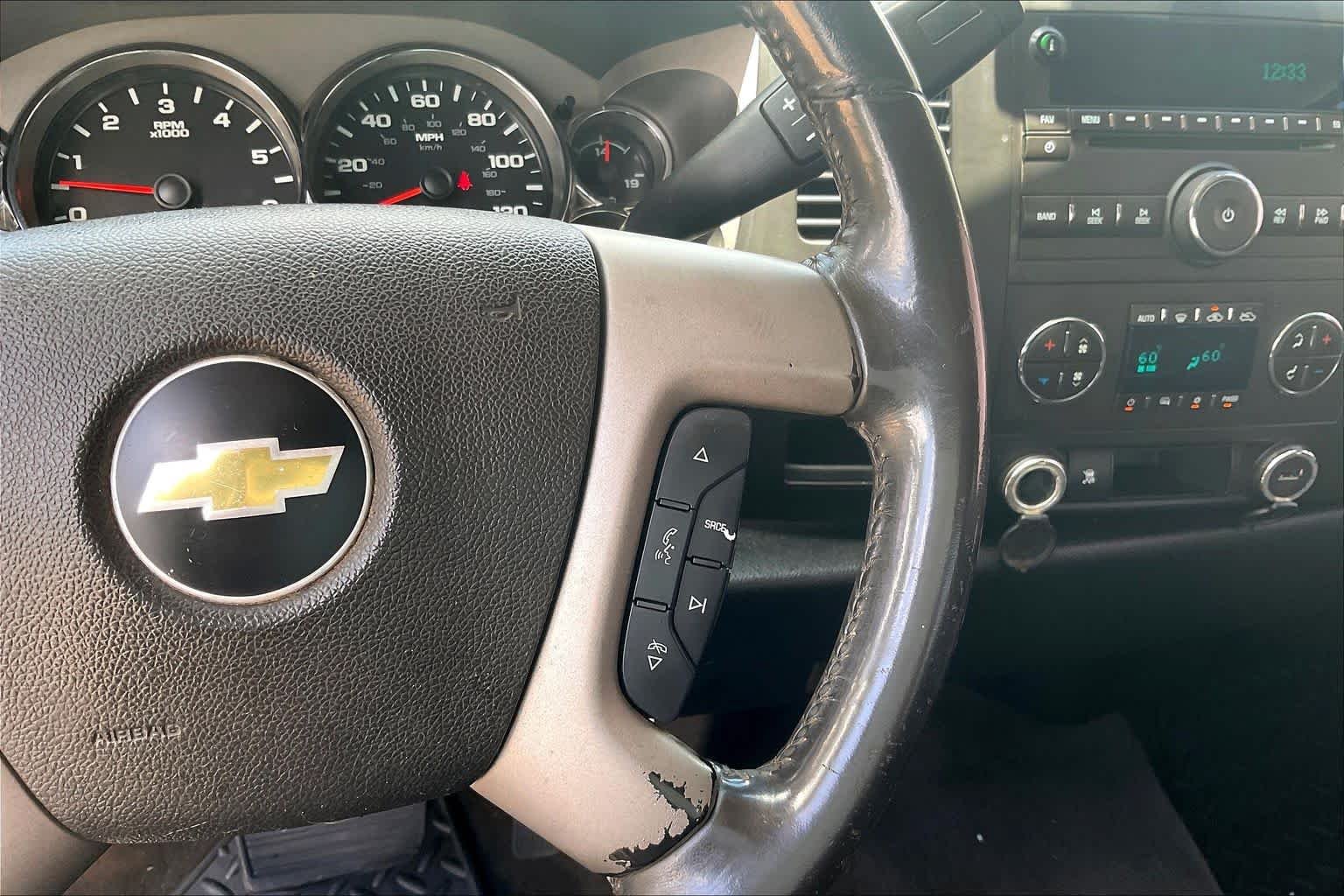 Used 2011 Black Chevrolet LT image 21