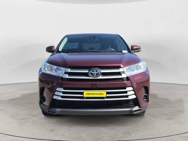 Used 2019 Toyota Highlander LE with VIN 5TDBZRFH3KS745650 for sale in Anchorage, AK