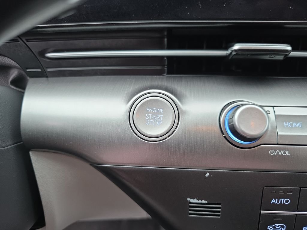 Used 2024 Cyber Gray Metallic Hyundai SEL image 26