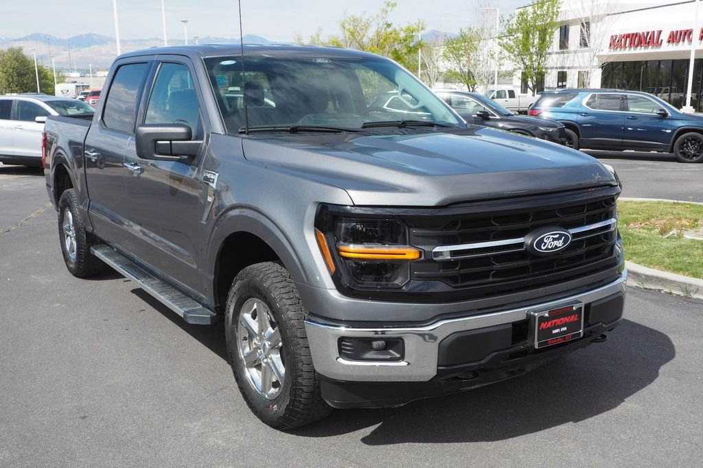 Used 2025 Gray Ford XLT image 9