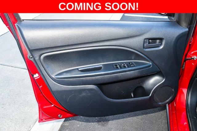 Used 2024 Black Mitsubishi ES image 12