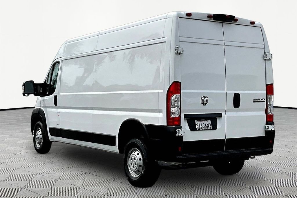 Used 2023 White Ram High Roof image 4