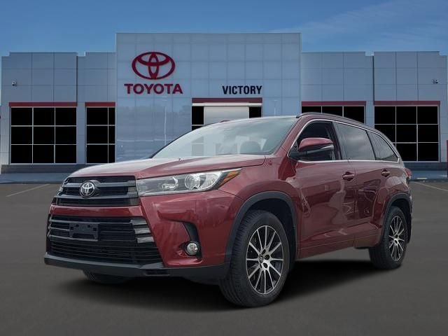 2018 Toyota Highlander SE