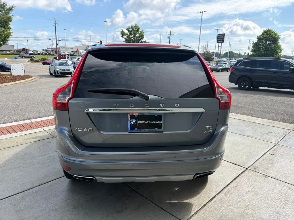 Used 2017 Gray Volvo T5 Inscription image 5