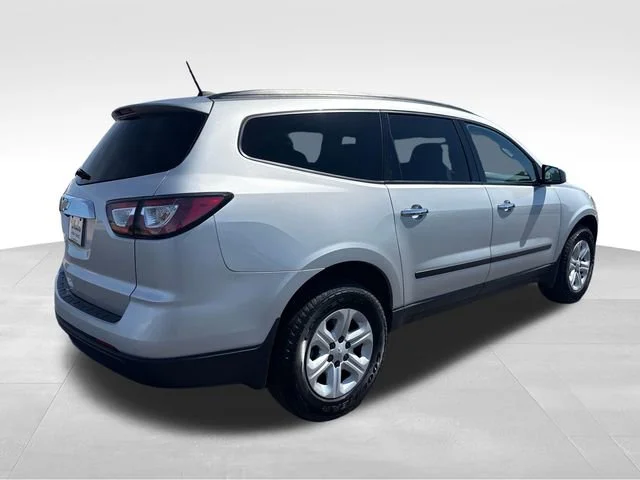 Used 2017 SILVER ICE METALLIC Chevrolet LS image 6