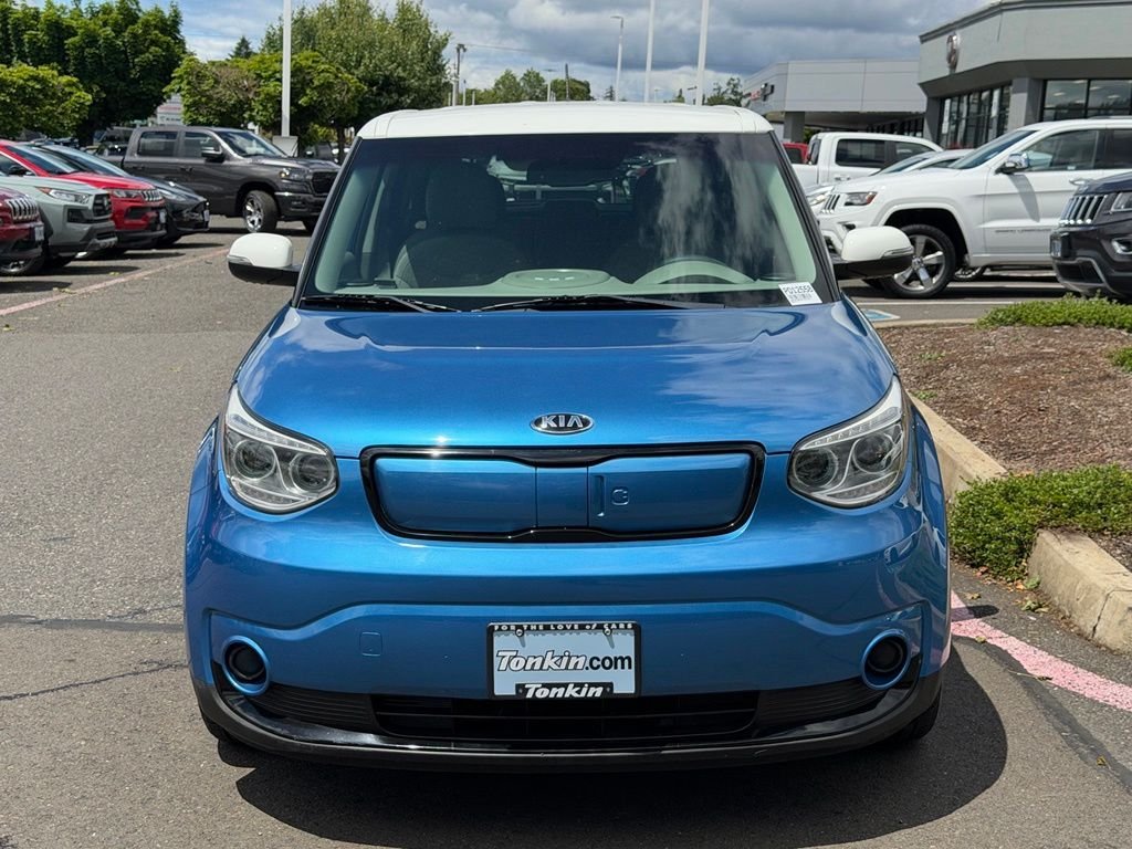 Used 2017 Caribbean Blue w/Clear White Roof Kia Base image 3