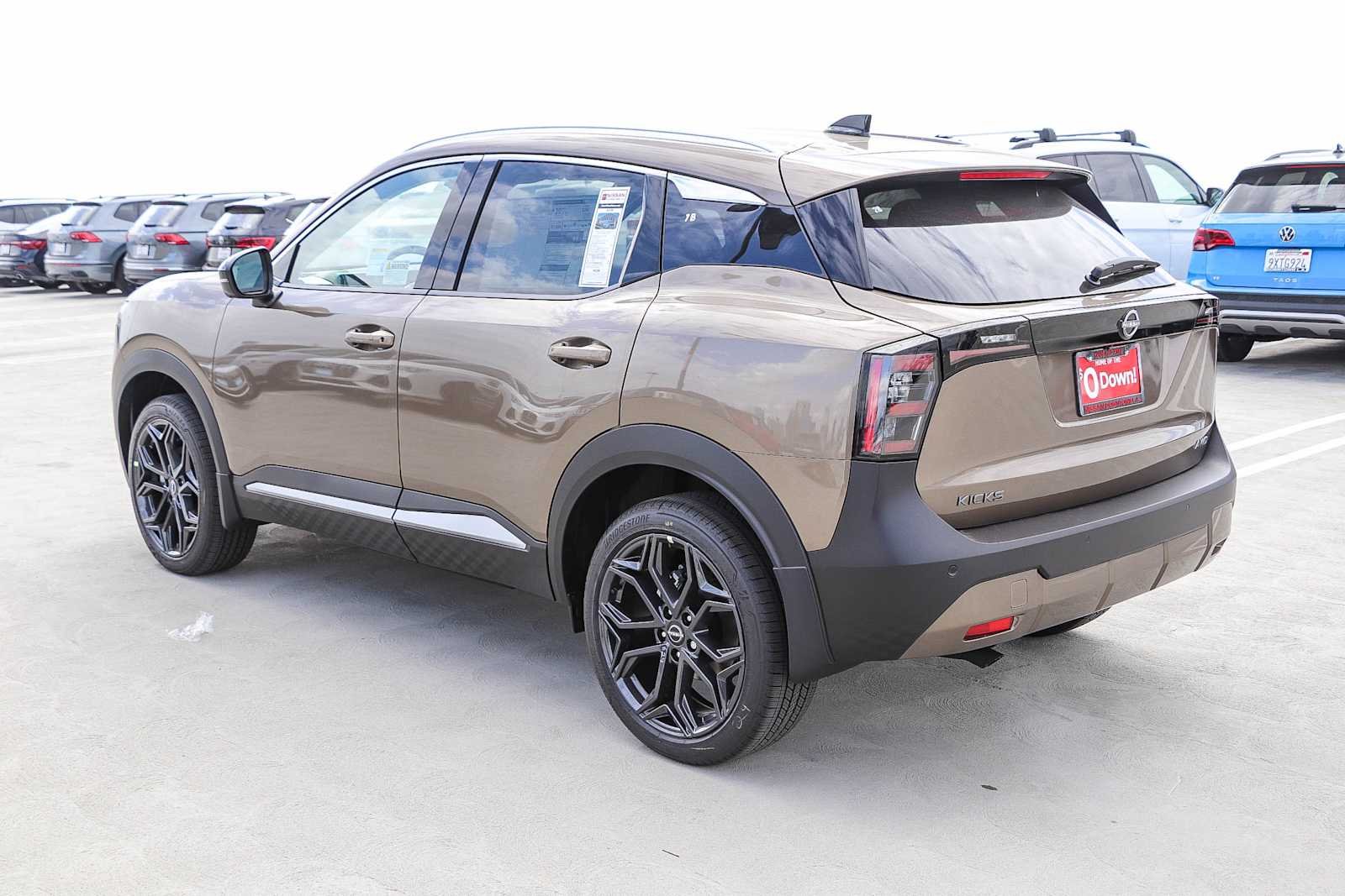 New 2027 Canyon Bronze Metallic Nissan SR image 8