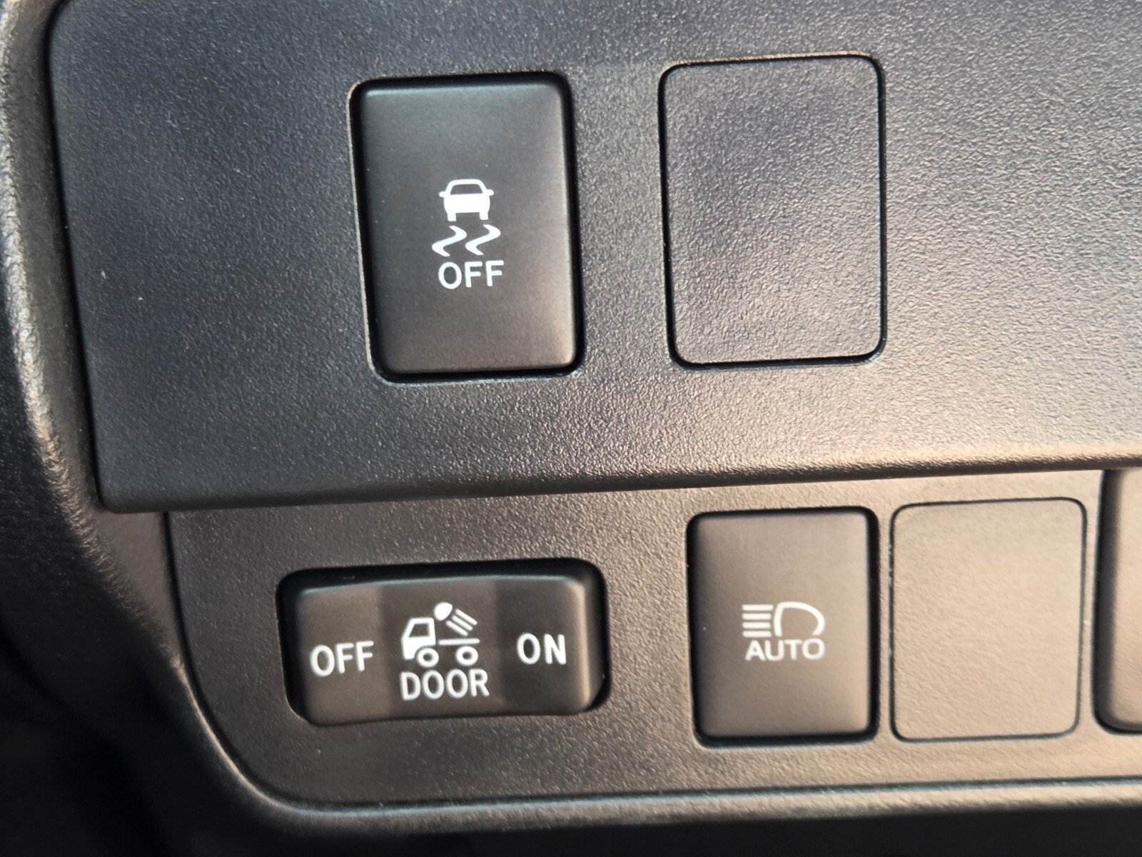 Used 2023 Ice Toyota SR5 image 20