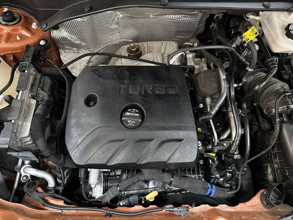 Used 2022 Orange Metallic Chevrolet ACTIV image 32