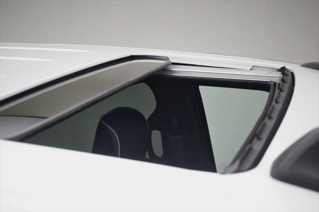 New 2026 Bright White Clear-Coat Exterior Paint RAM LARAMIE image 10