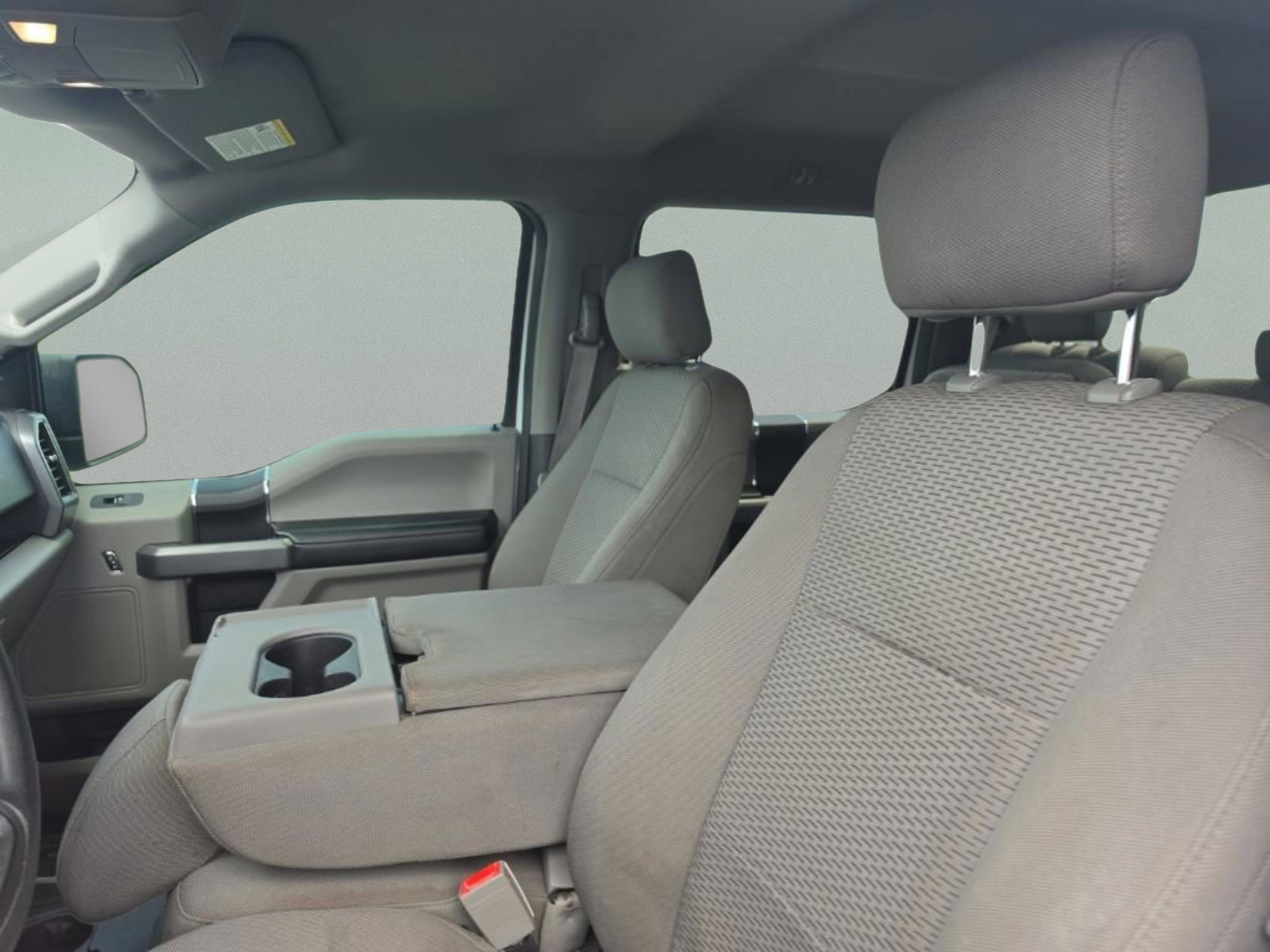 Used 2018 White Ford XLT image 20