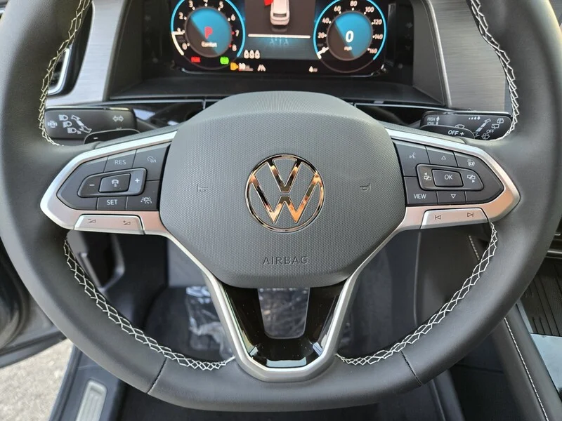 2025 Volkswagen Atlas Cross Sport SE w/Tech - Photo 10