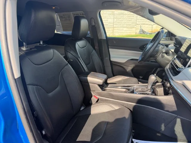 Used 2022 Laser Blue Jeep Limited image 24
