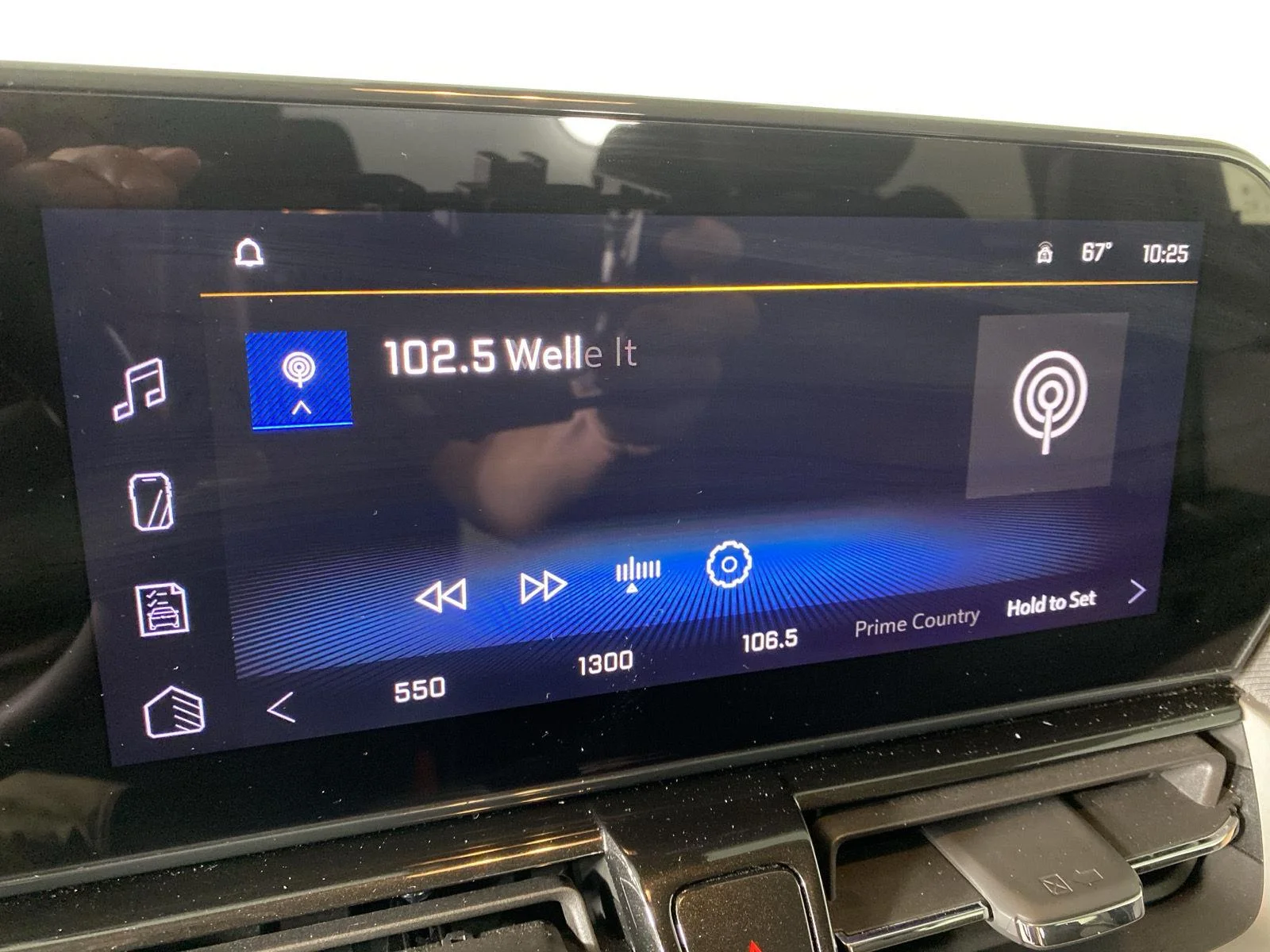 Used 2024 Fountain Blue Chevrolet LT image 16