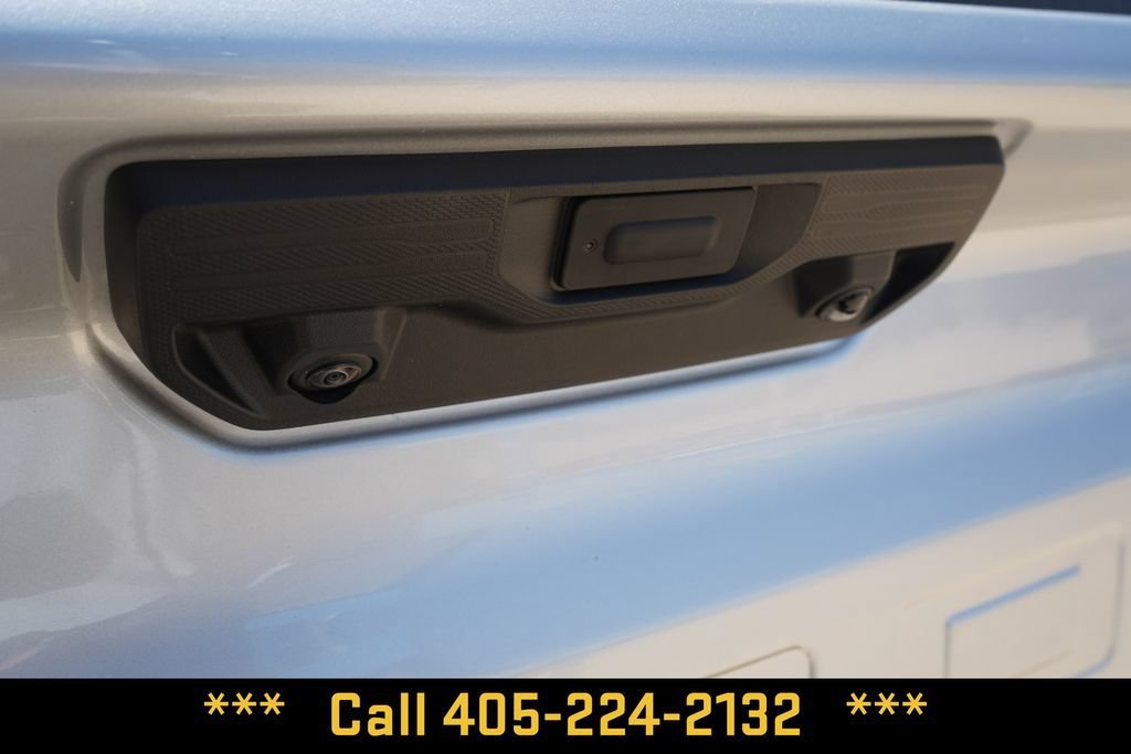 New 2026 Special Exterior Color Chevrolet LT image 14