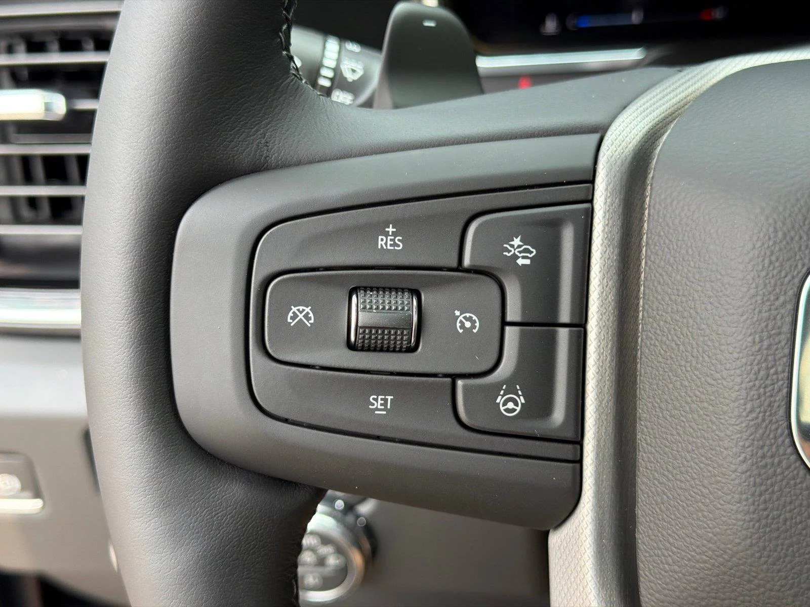 2026 GMC Sierra 1500 Denali - Photo 18