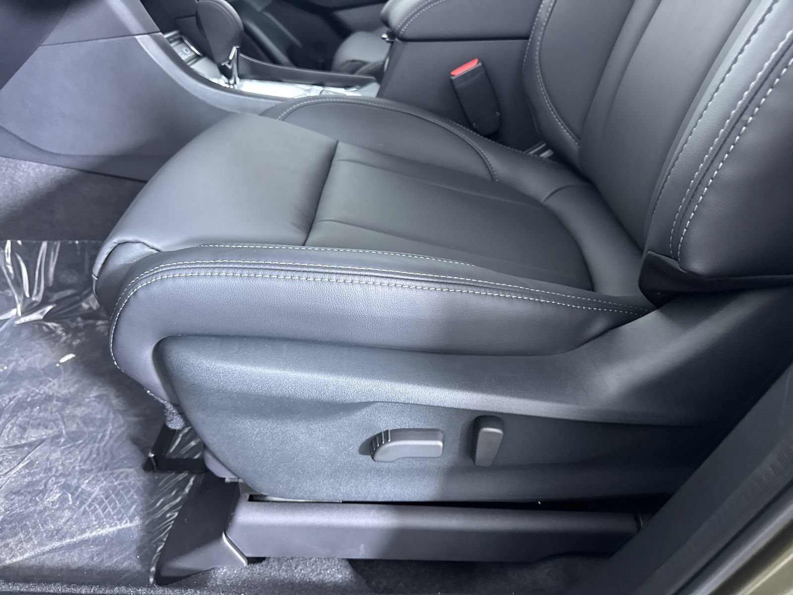 New 2027 AUTUMN GREEN METALLIC Subaru Premium 7-Passenger image 13