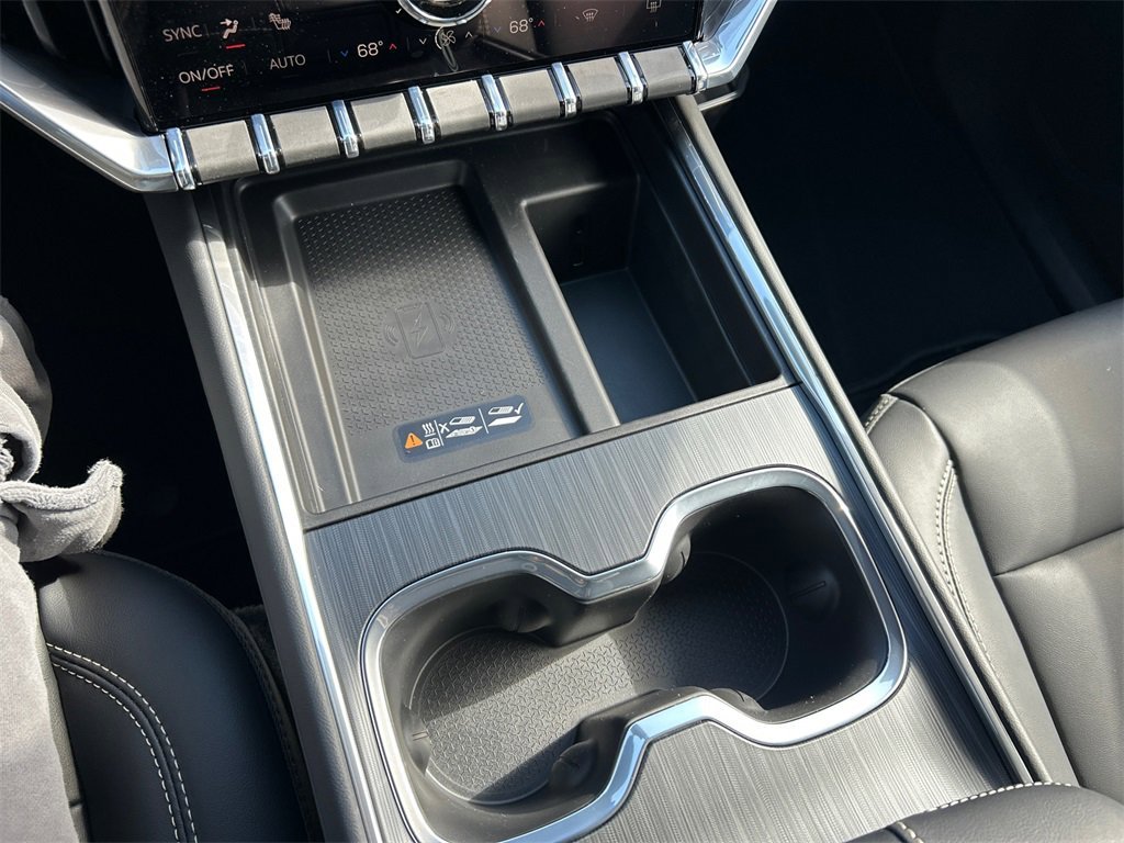 2026 GMC ACADIA - Image 26